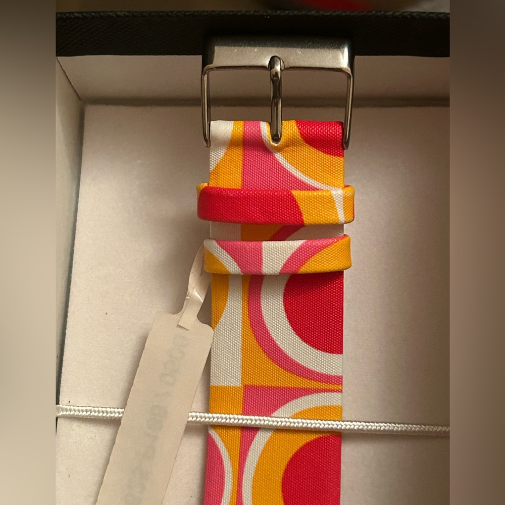 NWT/NIB Chete & Laroche Multicolor Watch With Serial # - Picture 7 of 10
